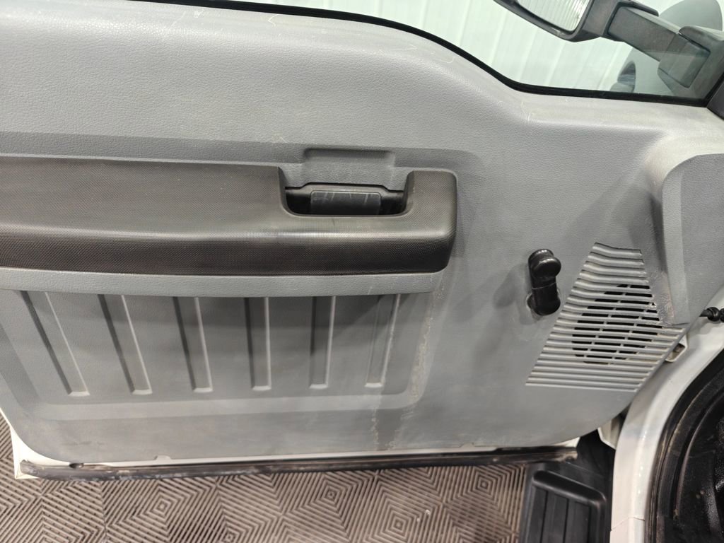 Used 2014 Ford F450 XL w/ Snow Plow Prep Package image 47