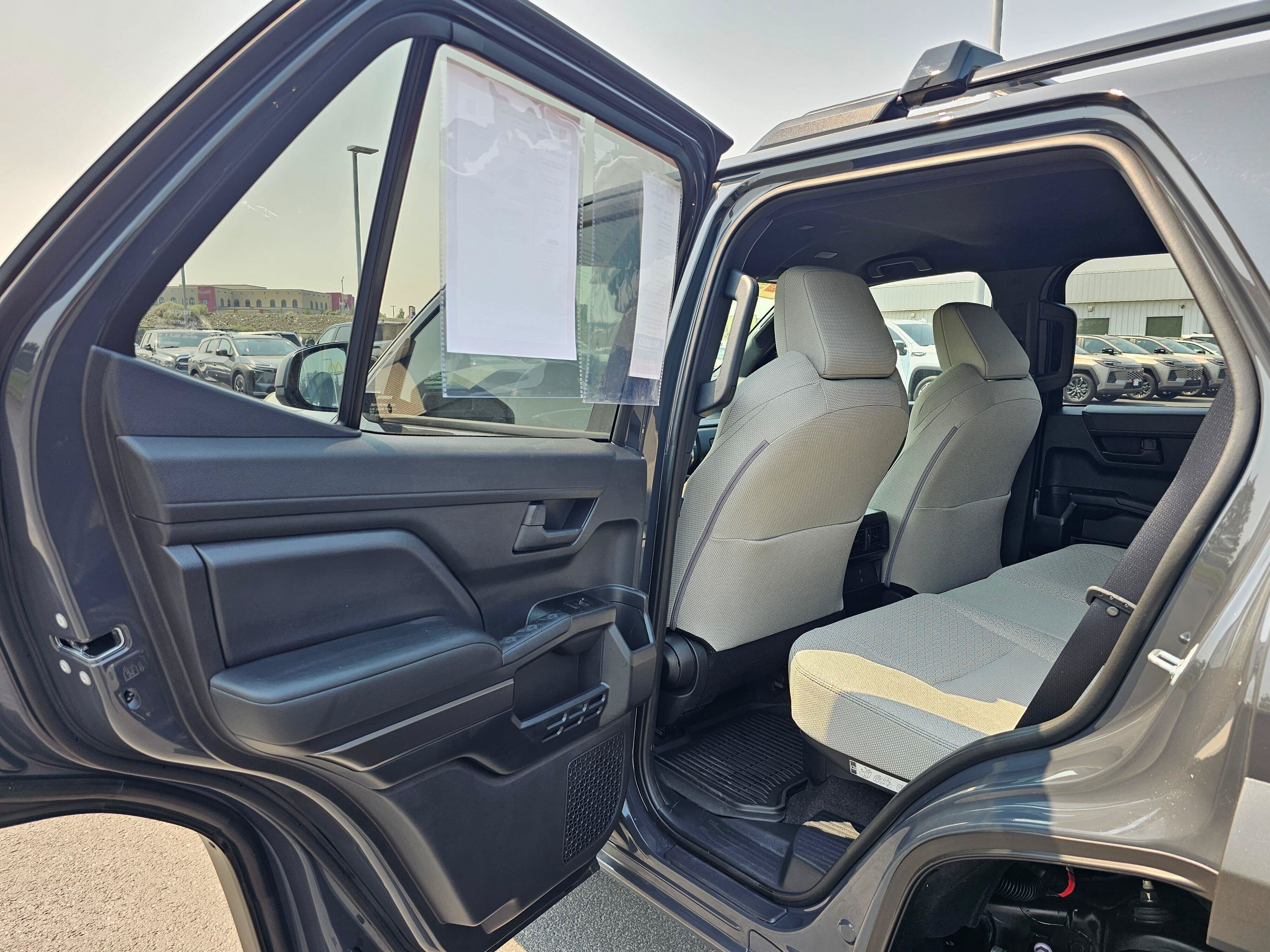 Used 2025 Toyota 4Runner SR5 AWD/4WD image 16