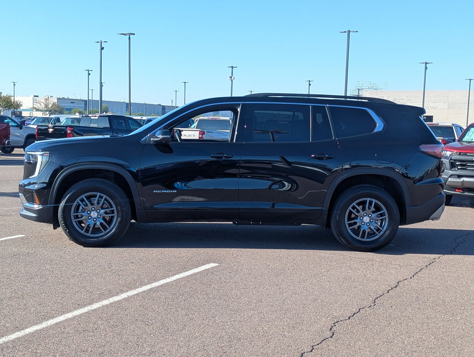 Certified 2025 GMC Acadia Elevation image 3