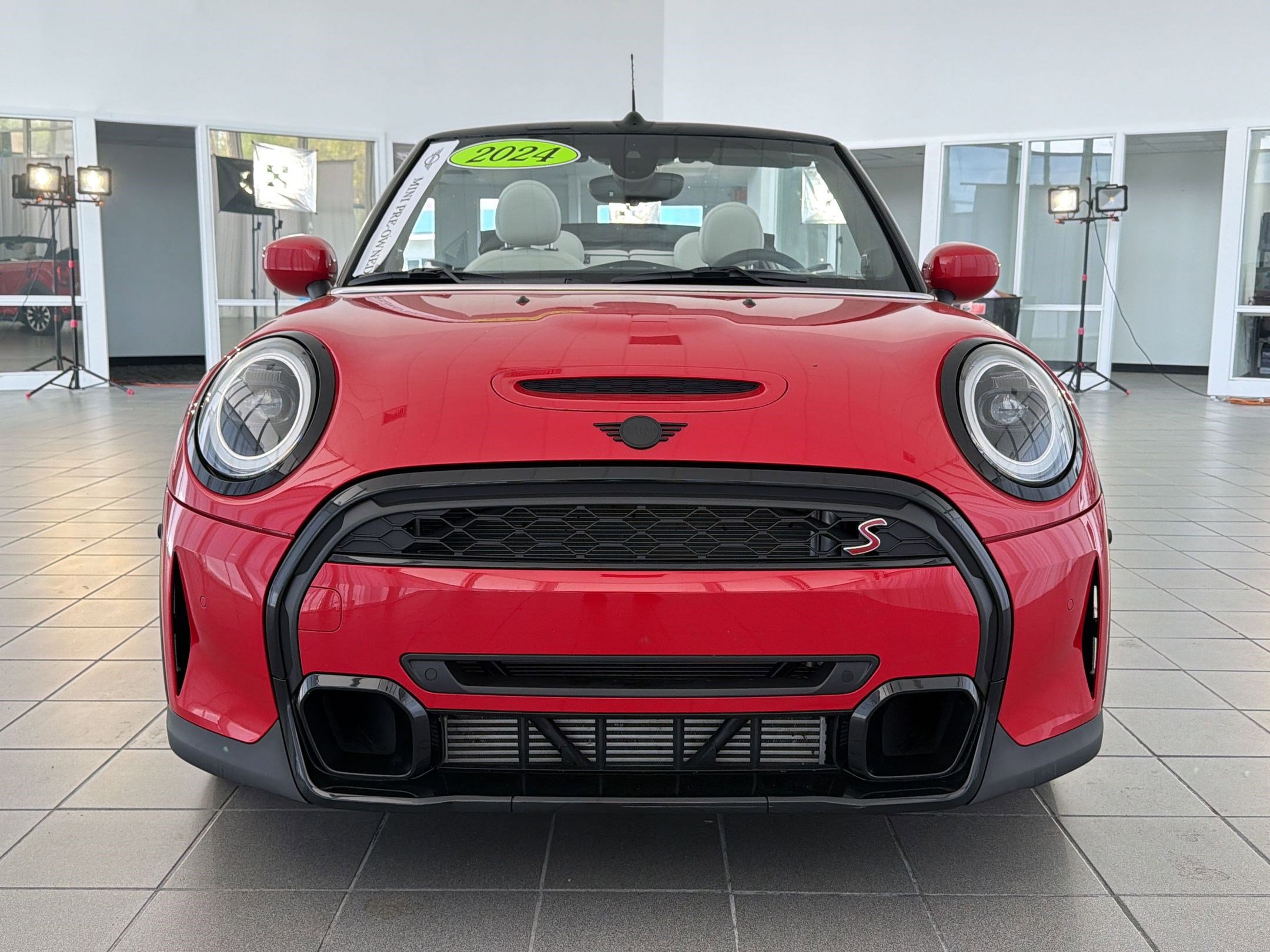 Certified 2024 MINI Cooper S image 6