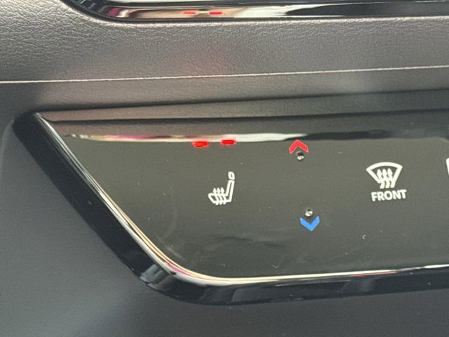 New 2026 Nissan Kicks SR w/ Cold Weather Package image 8