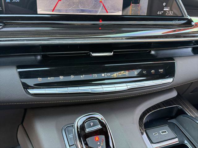 Used 2021 Cadillac Escalade Sport w/ Driver Assist Tech Package AWD/4WD image 30
