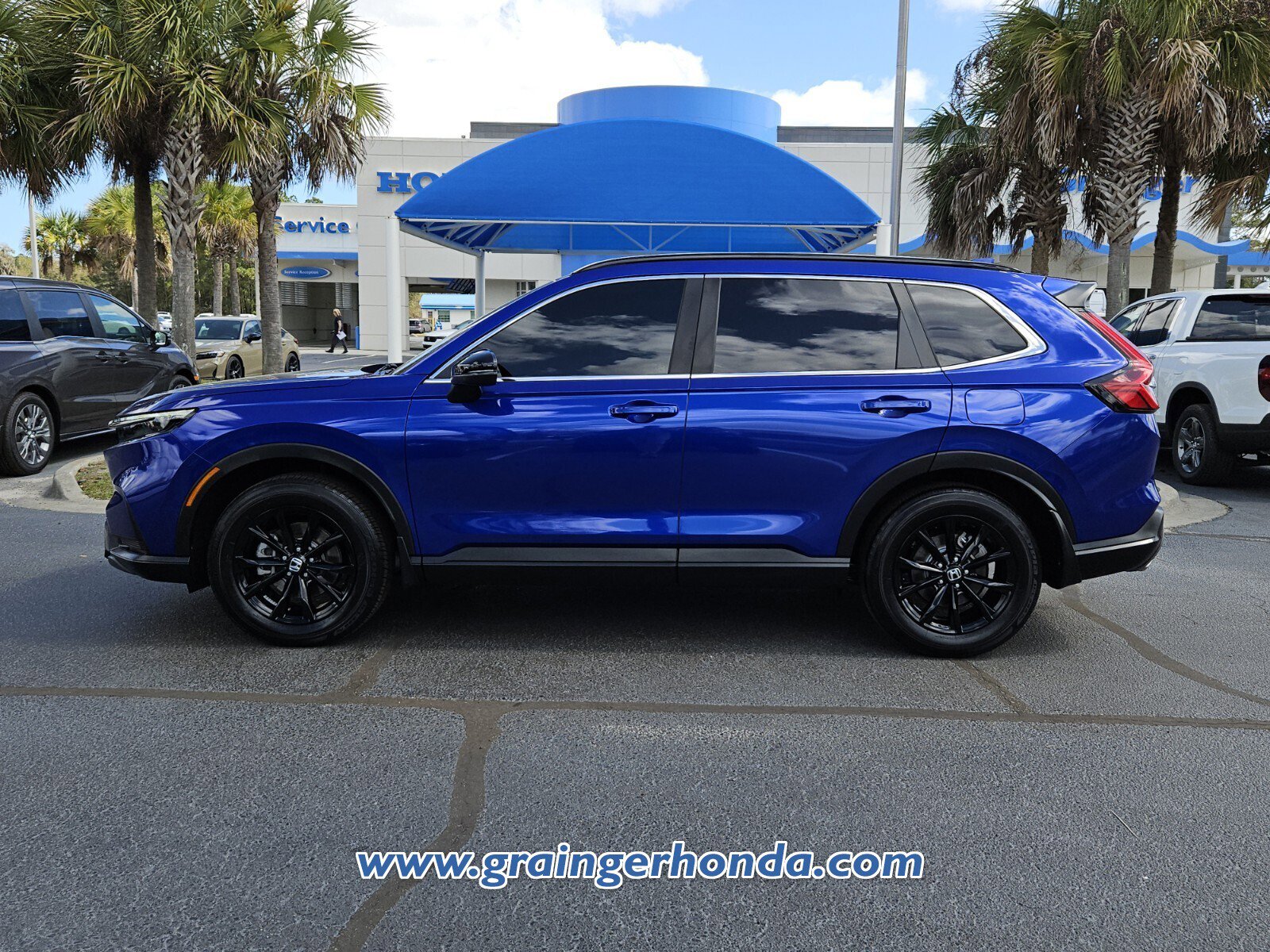 Certified 2025 Honda CR-V Sport image 2