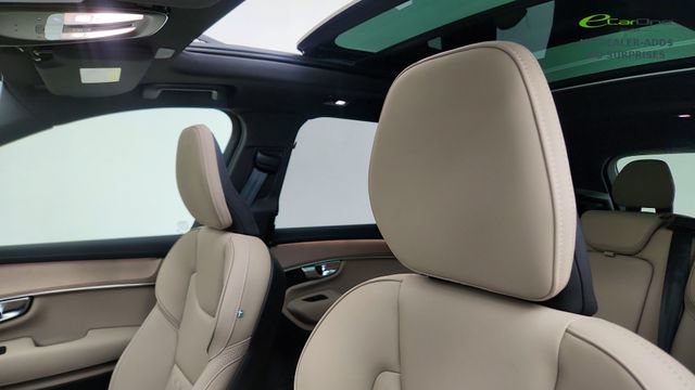 Used 2026 Volvo XC90 B5 Plus w/ Protection Package AWD/4WD image 52