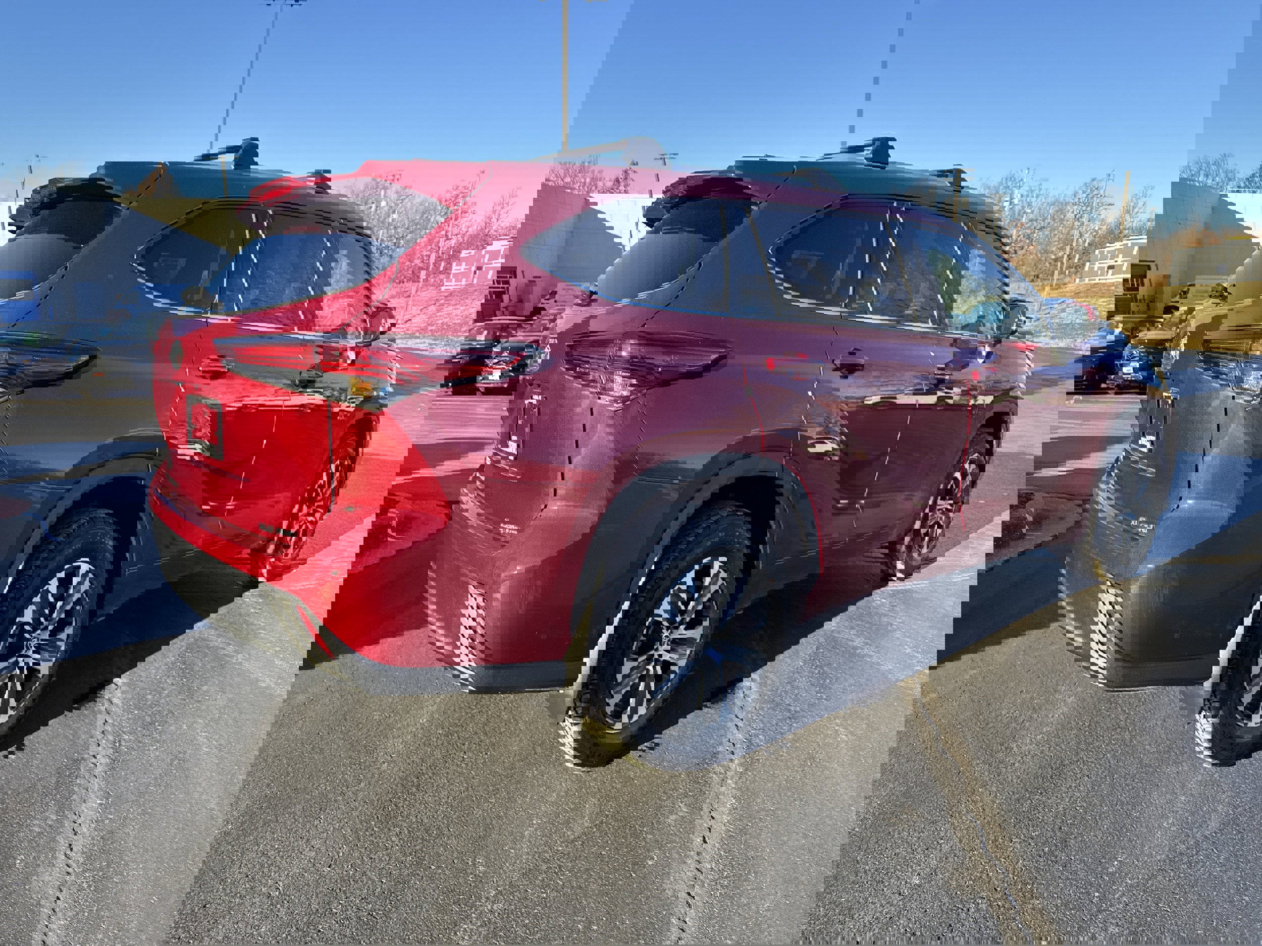 Used 2022 Toyota Highlander XLE image 4