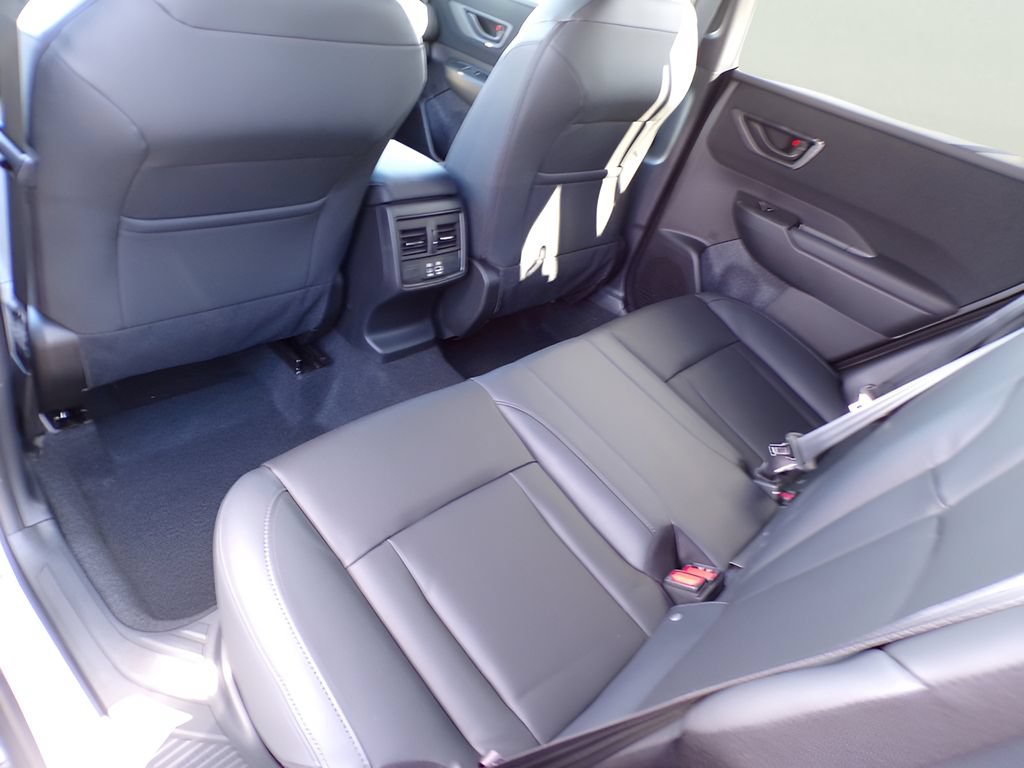 Used 2026 Subaru Outback Premium AWD/4WD image 5