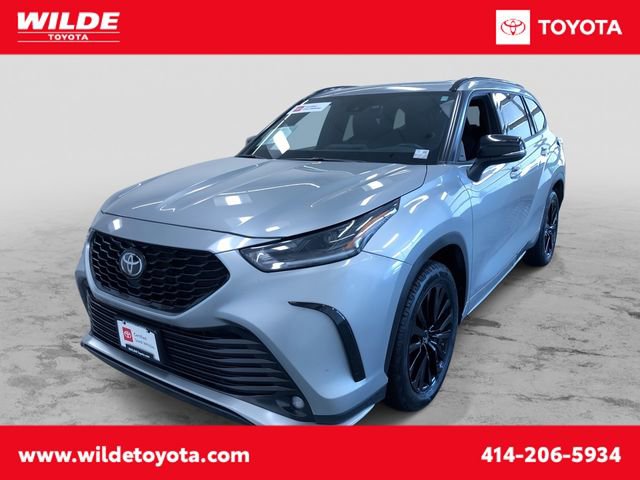 Certified 2025 Toyota Highlander XSE