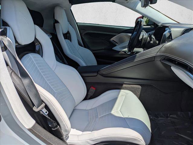 Used 2025 Chevrolet Corvette Z06 RWD image 16