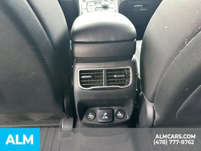 Used 2023 Hyundai Santa Fe Limited AWD/4WD image 27