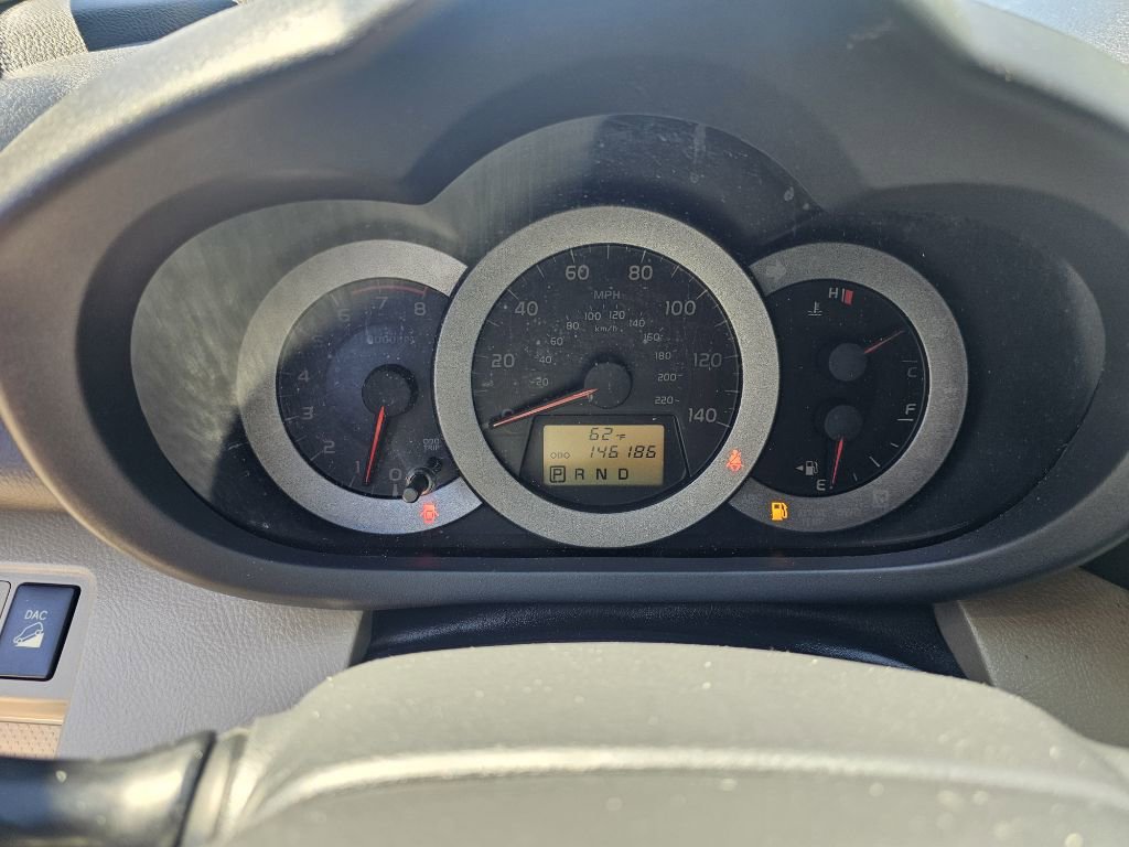 Used 2010 Toyota RAV4 4WD w/ 3rd Row image 28
