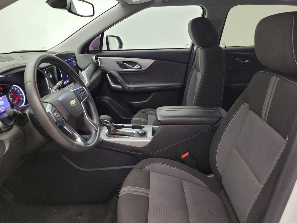 Used 2024 Chevrolet Blazer LT w/ Convenience Package FWD image 17