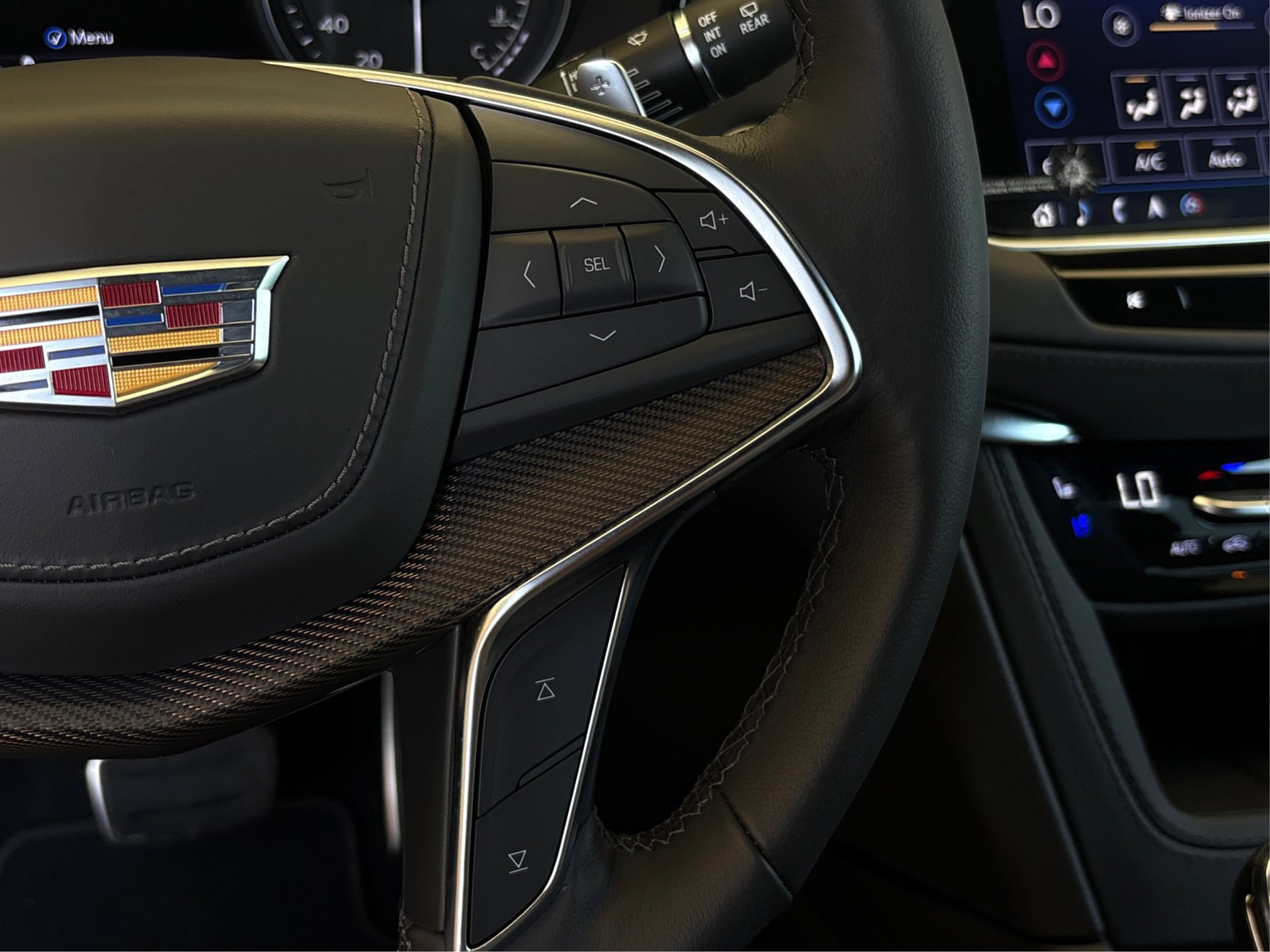 New 2024 Cadillac XT5 Sportv w/ Platinum Package AWD/4WD image 30