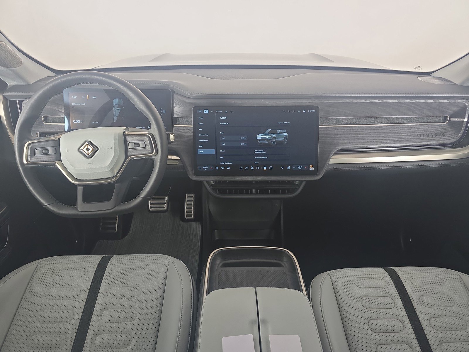 Used 2024 Rivian R1S Adventure AWD/4WD image 27