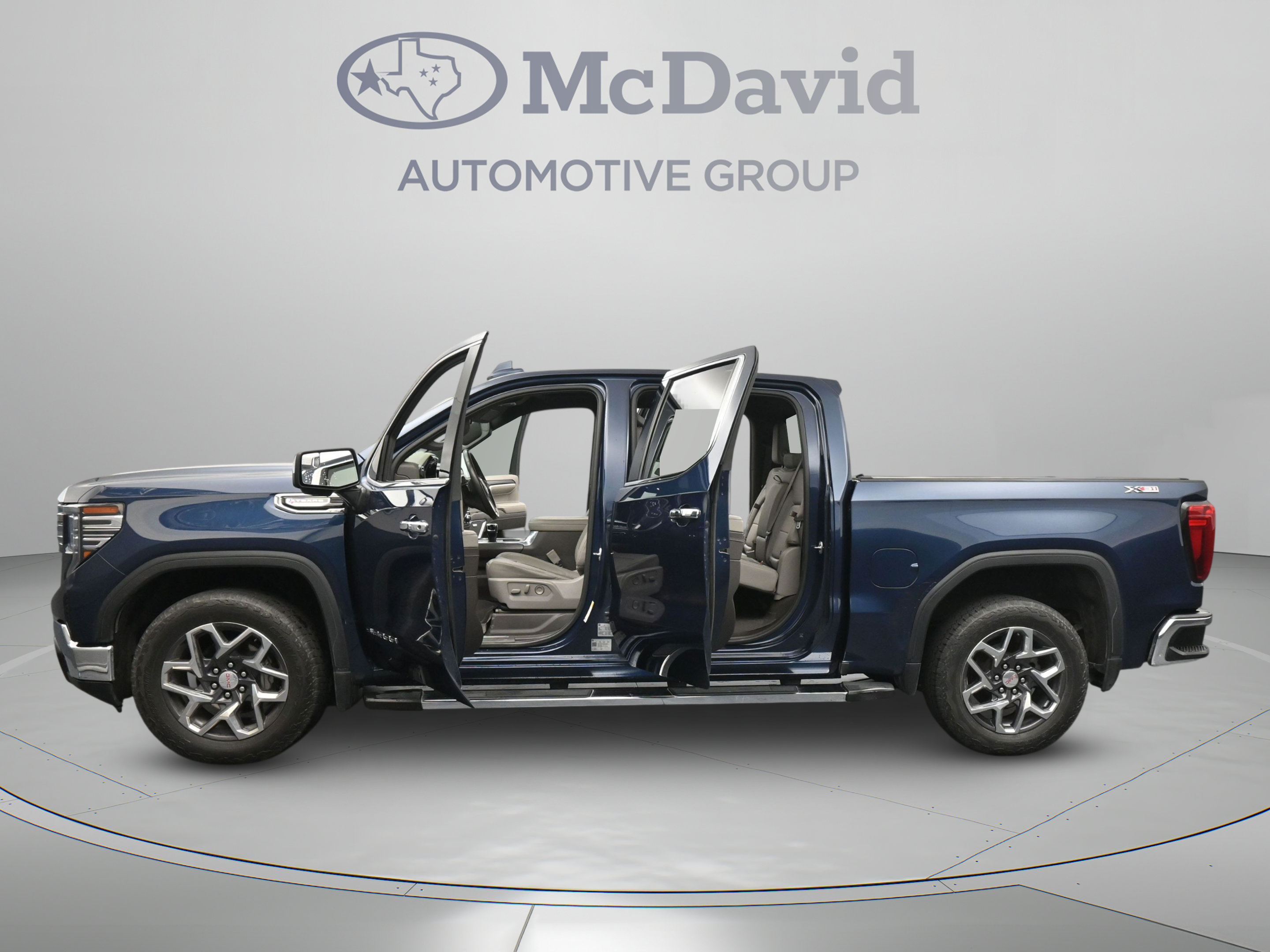Used 2023 GMC Sierra 1500 SLT AWD/4WD image 41