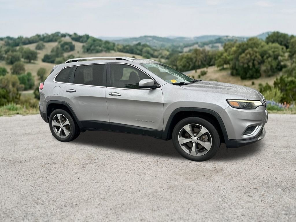 Used 2019 Jeep Cherokee Limited w/ Luxury Group AWD/4WD image 13