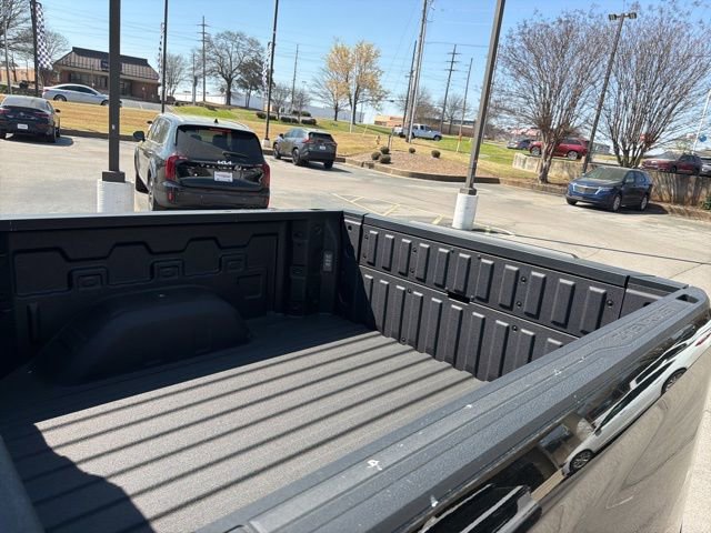 Used 2026 Chevrolet Silverado 1500 LTZ image 12