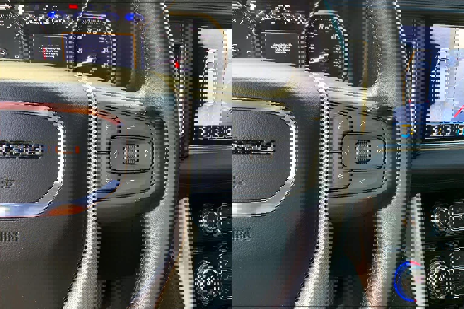 Used 2021 GMC Yukon Denali w/ Denali Ultimate Package image 24