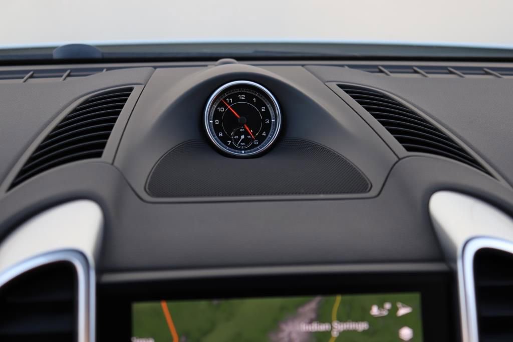 Used 2018 Porsche Cayenne S image 47