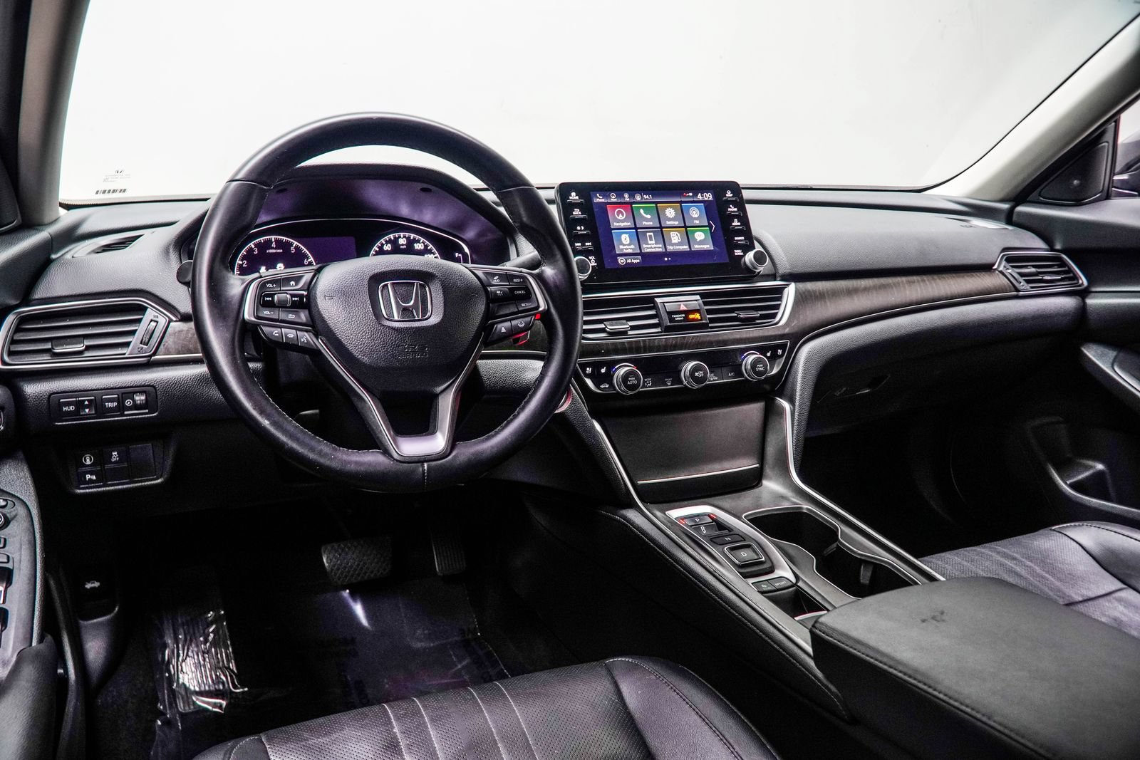 Used 2021 Honda Accord Touring image 15