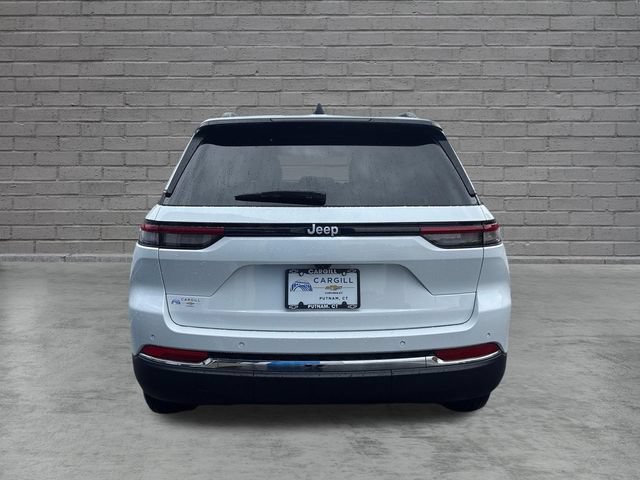 Used 2025 Jeep Grand Cherokee Laredo X w/ Luxury Tech Group I AWD/4WD image 6