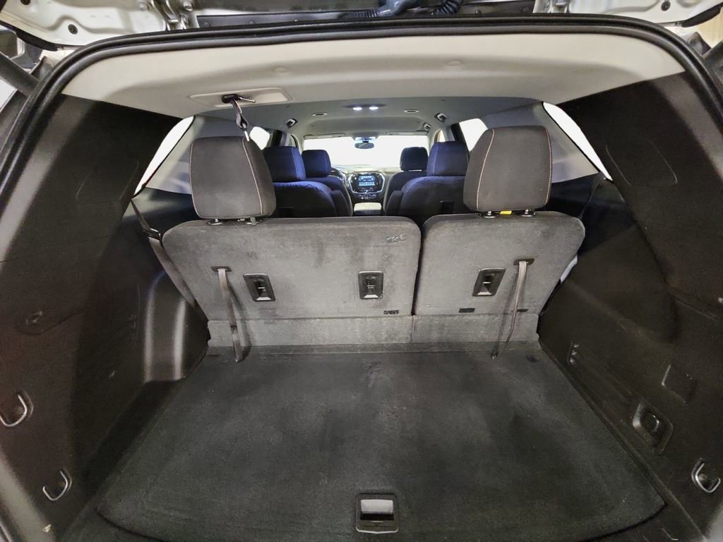 Used 2019 Chevrolet Traverse LT w/ LPO, Floor Liner Package AWD/4WD image 25