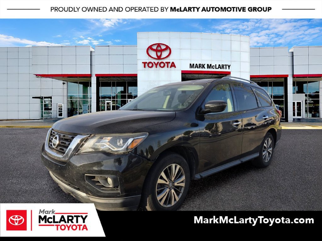 Used 2020 Nissan Pathfinder SV