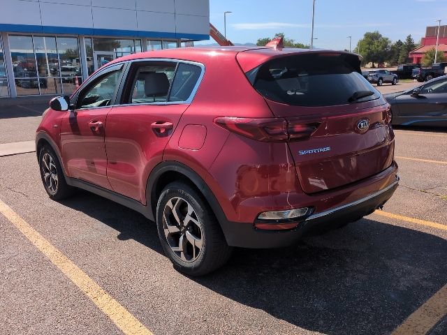 Used 2020 Kia Sportage LX AWD/4WD image 9