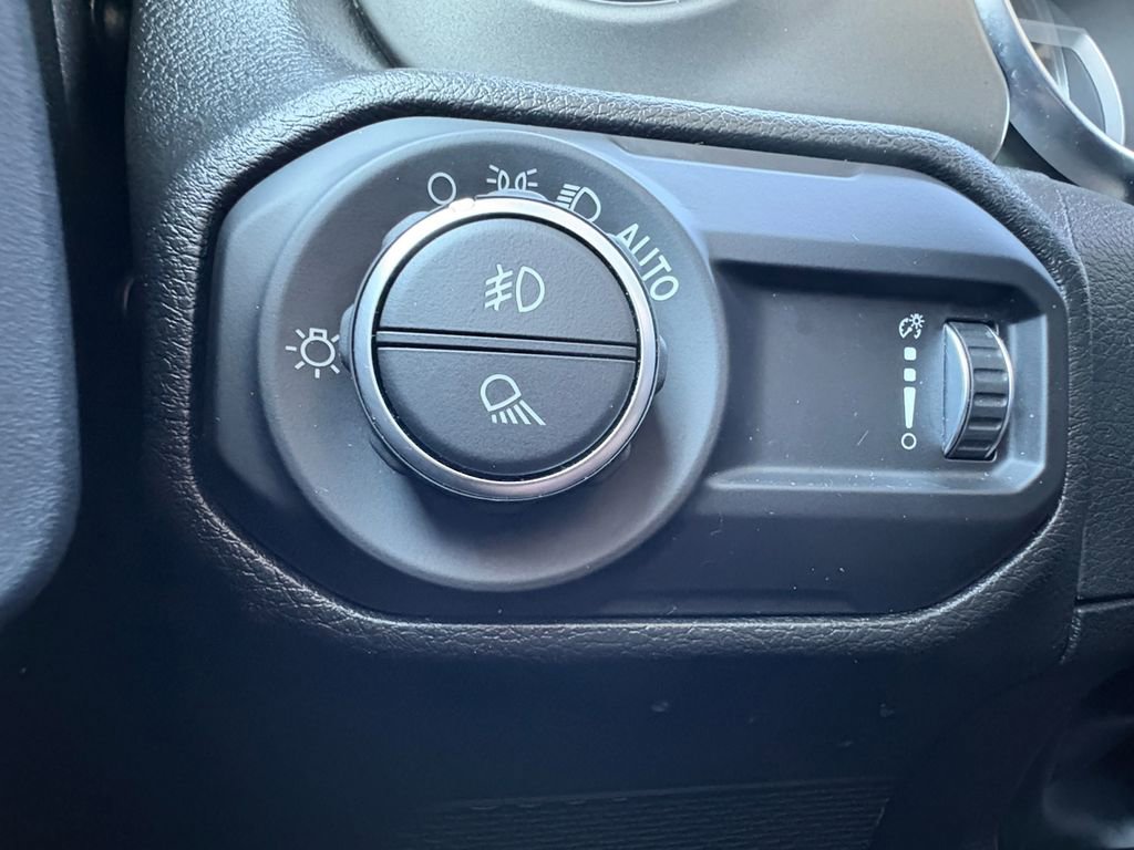 Used 2023 Jeep Gladiator Sport S image 12