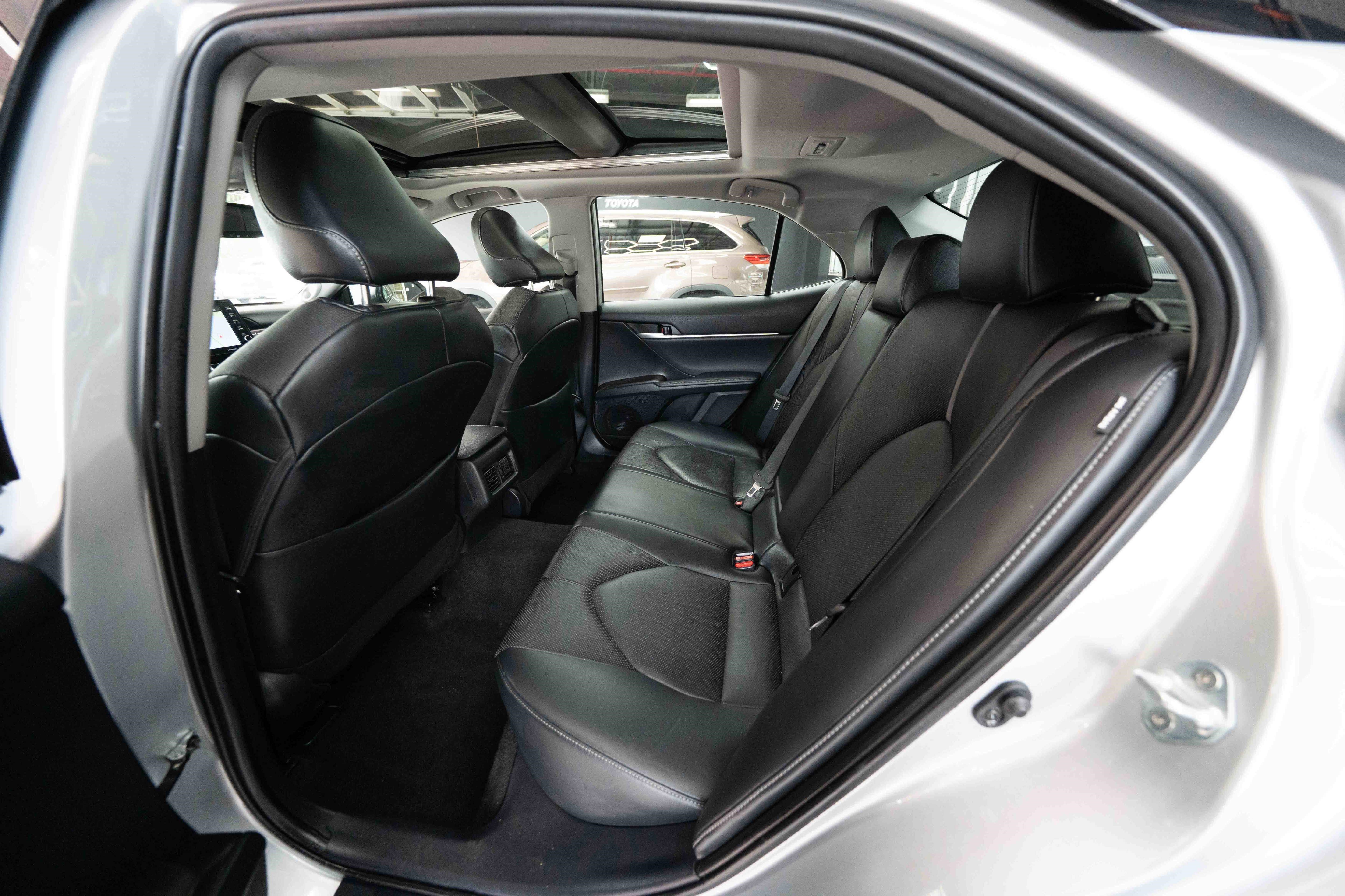 Used 2024 Toyota Camry XSE w/ Navigation Package AWD/4WD image 23