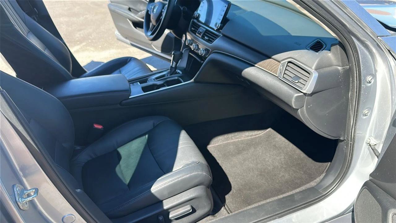 Used 2018 Honda Accord EX-L image 35
