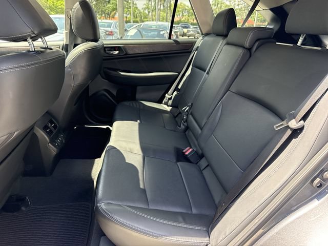 Used 2019 Subaru Outback 3.6R Limited AWD/4WD image 23