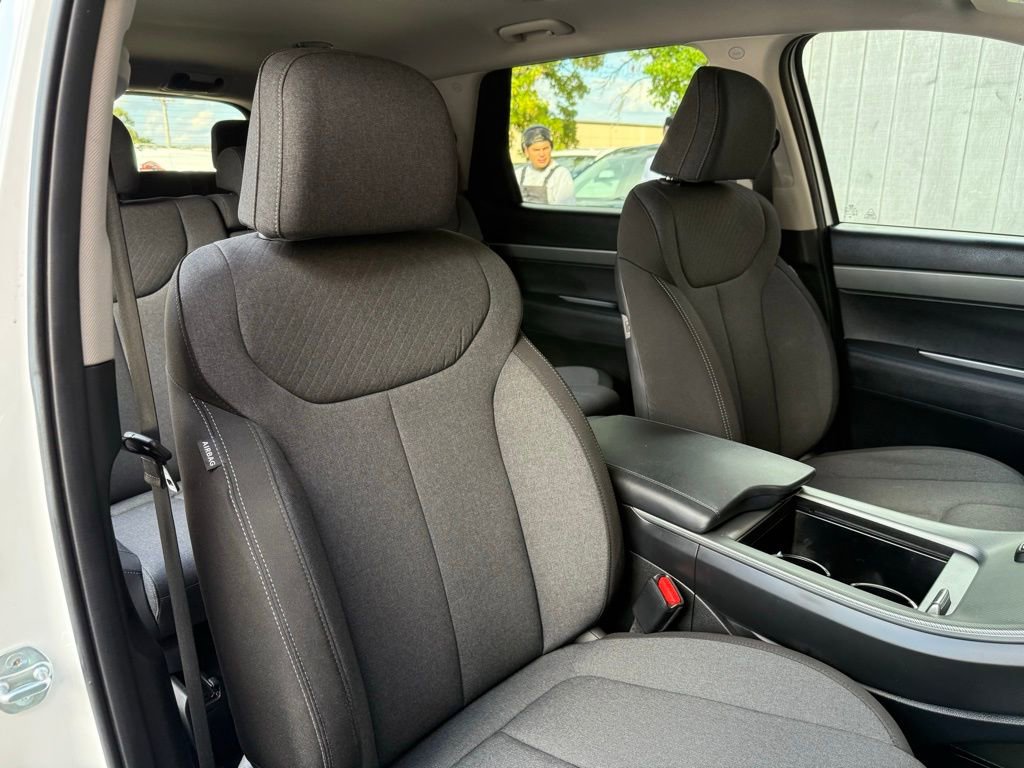 Used 2023 Hyundai Palisade SE w/ Cargo Package AWD/4WD image 26