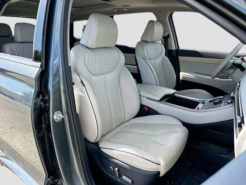 Used 2023 Hyundai Palisade Limited image 29