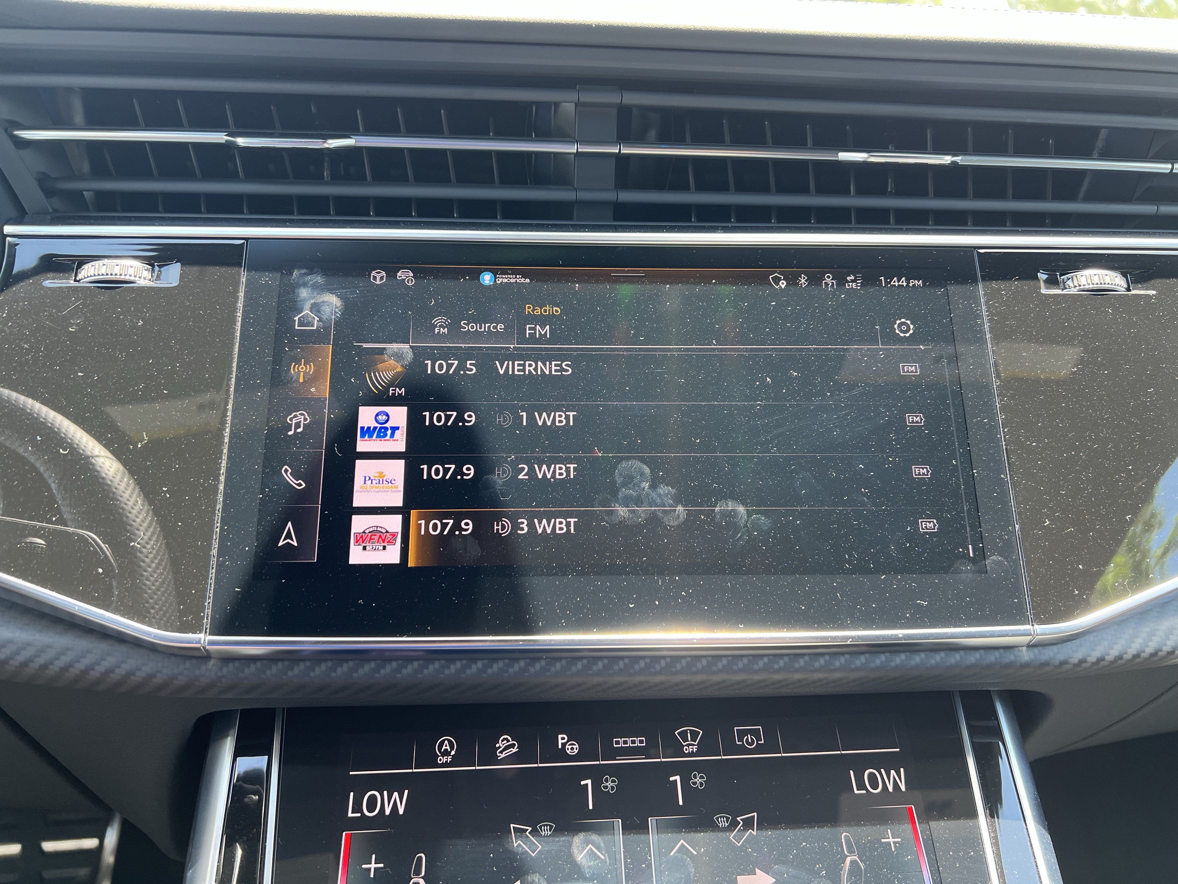 Certified 2025 Audi RS Q8 performance AWD/4WD image 24