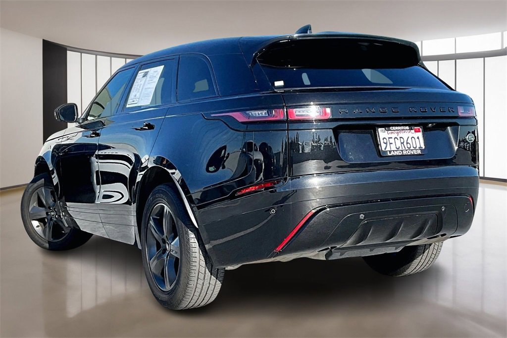 Used 2023 Land Rover Range Rover Velar R-Dynamic S image 4