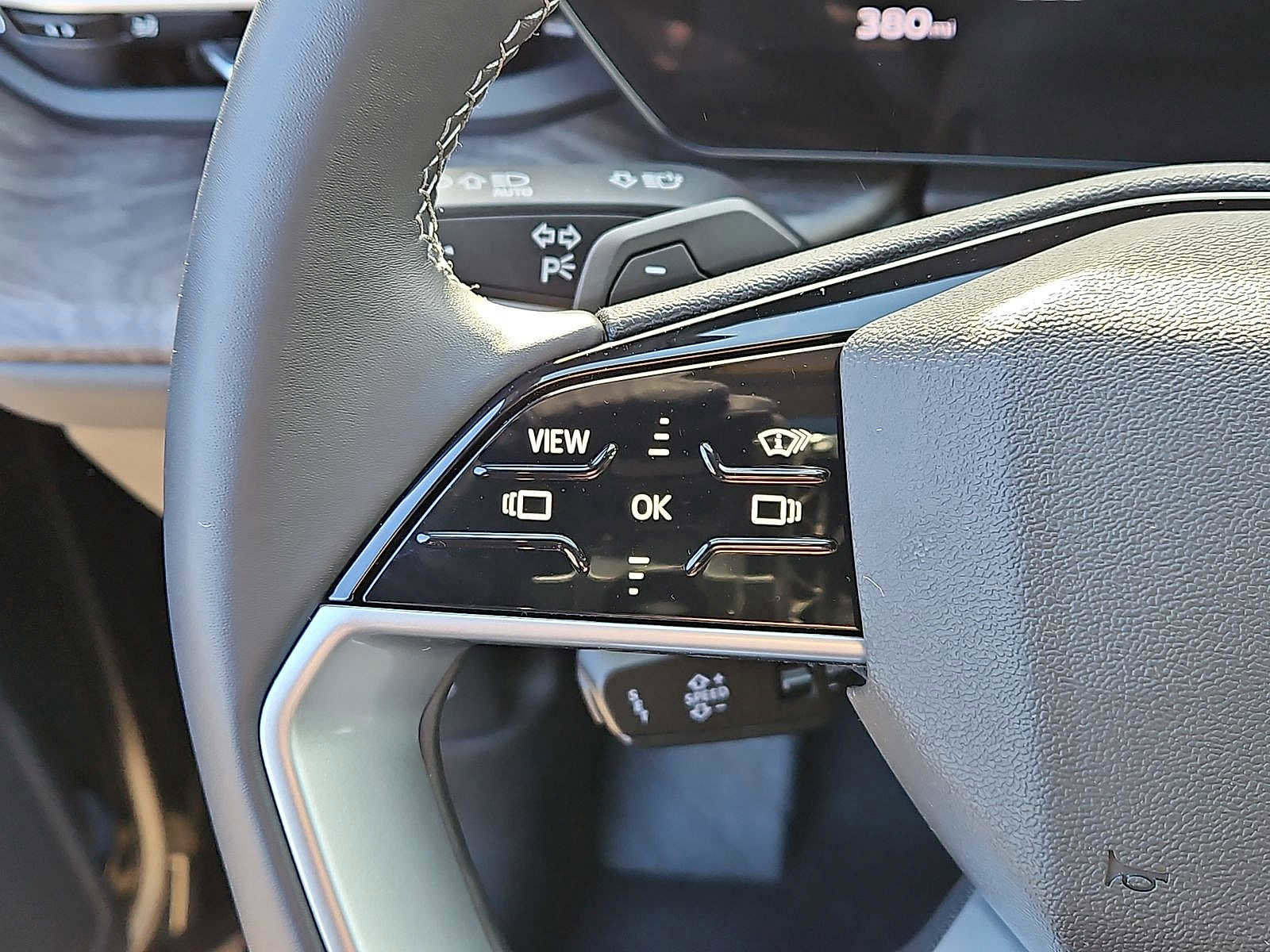 Certified 2025 Audi Q5 Premium Plus w/ Premium Plus image 17