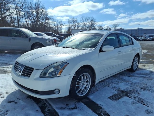 Used 2004 Nissan Maxima 3.5 SE w/ Driver Preferred Pkg image 3