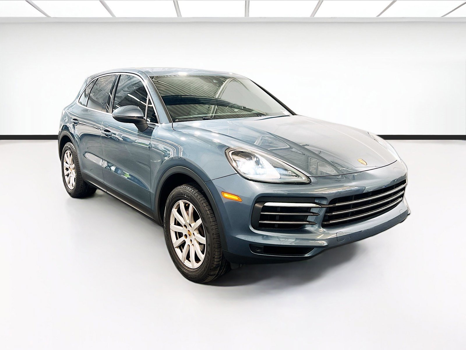 Used 2019 Porsche Cayenne AWD/4WD image 3