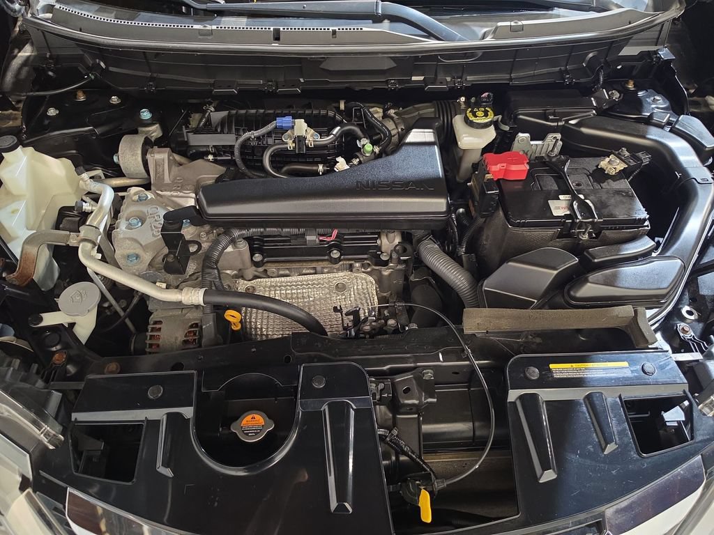 Used 2017 Nissan Rogue SL AWD/4WD image 17