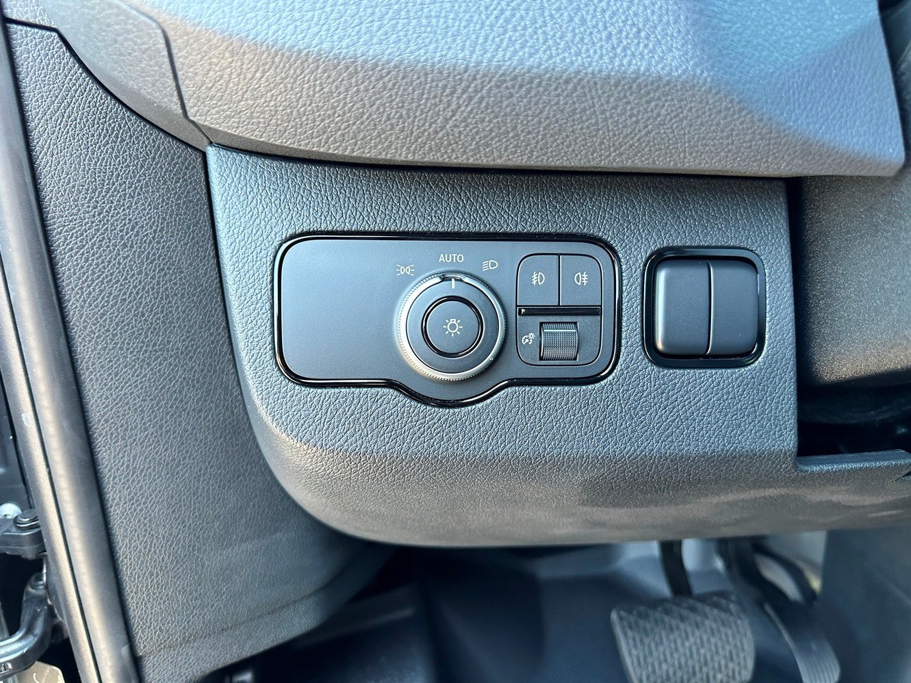 Certified 2024 Mercedes-Benz Sprinter 2500 image 11
