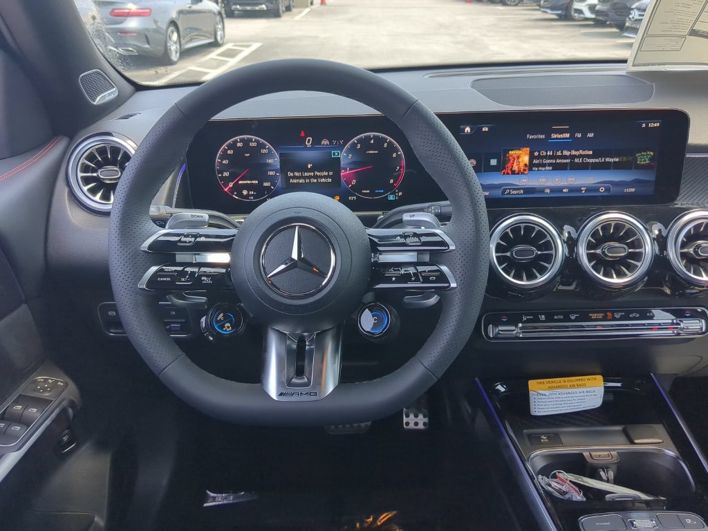 Used 2024 Mercedes-Benz GLB 35 AMG 4MATIC image 13