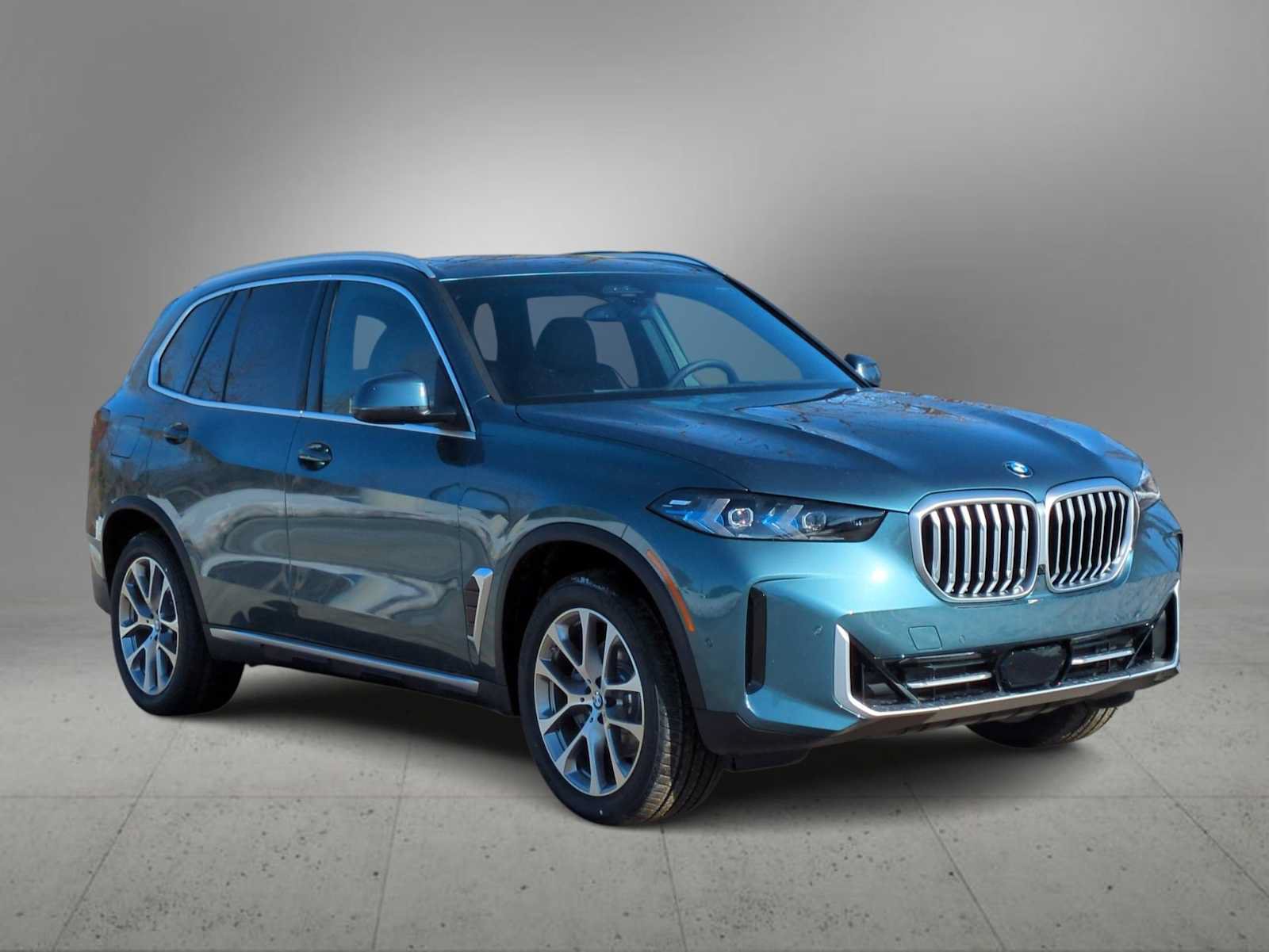 Used 2026 BMW X5 xDrive40i AWD/4WD image 2