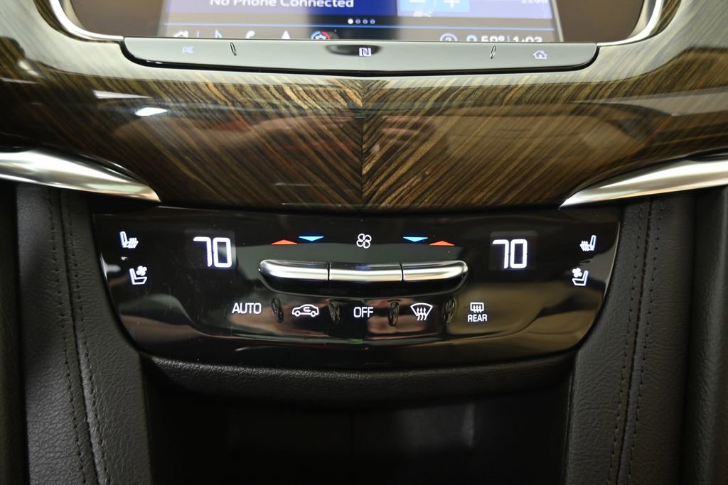 Used 2020 Cadillac XT6 Premium Luxury w/ Platinum Package AWD/4WD image 33