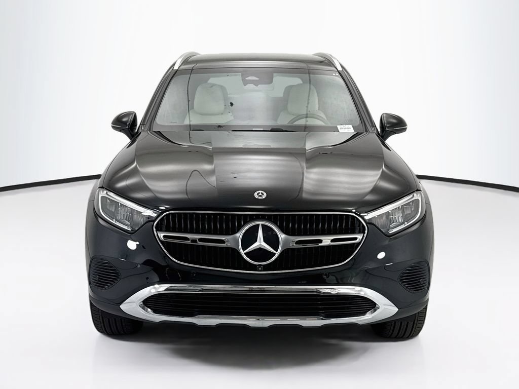 Certified 2026 Mercedes-Benz GLC 300 image 2