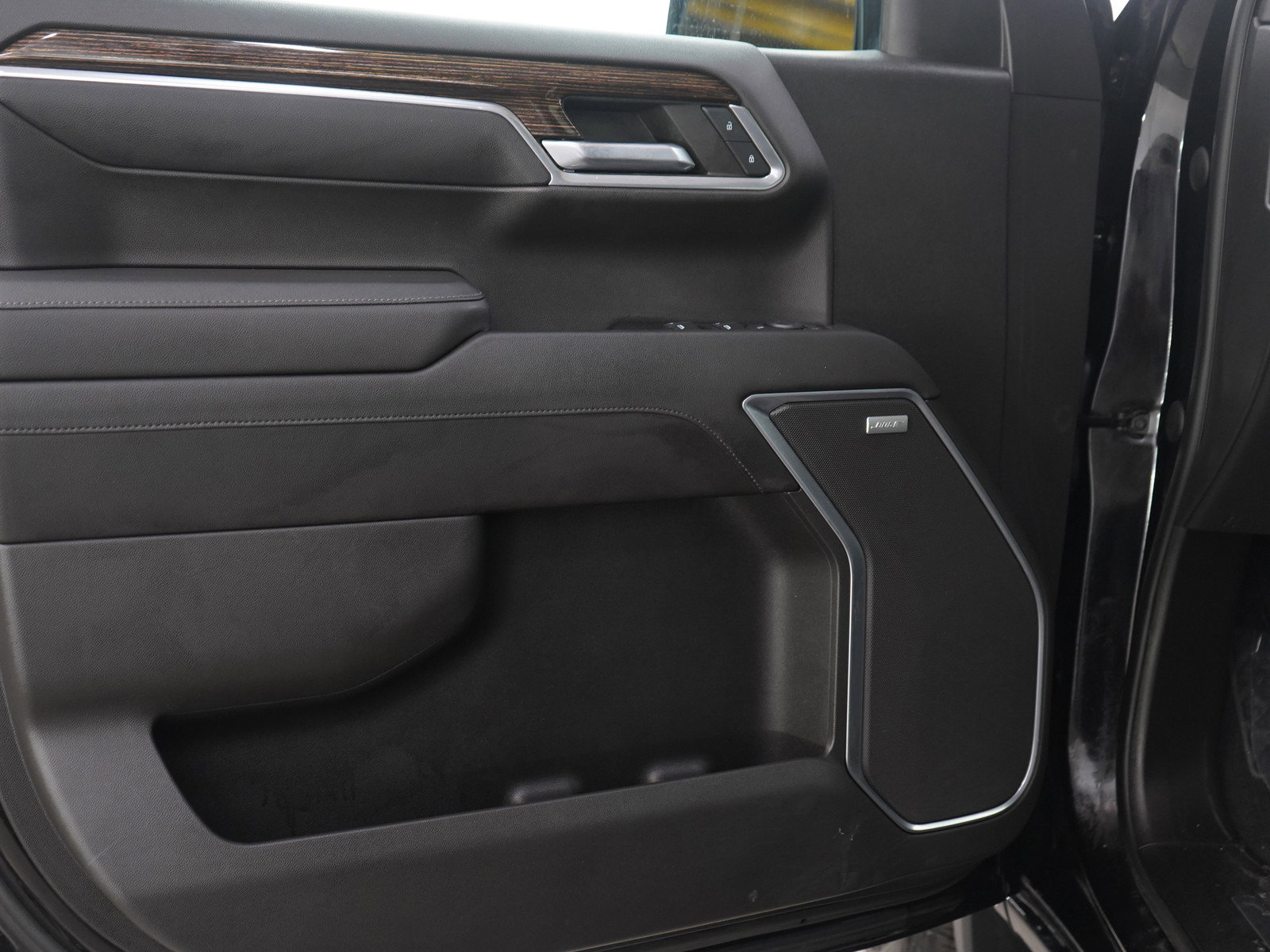 Used 2022 GMC Sierra 1500 Elevation w/ Elevation Premium Package image 19