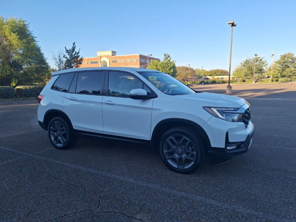 Used 2023 Honda Passport EX-L image 9