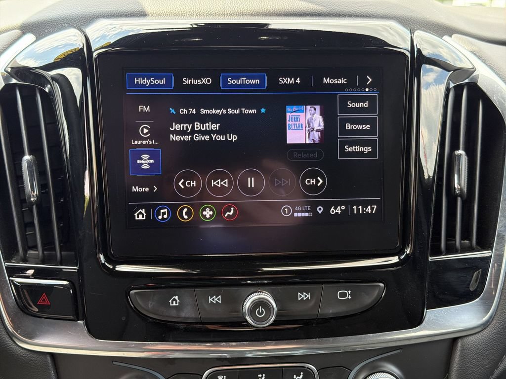 Used 2023 Chevrolet Traverse LT FWD image 23