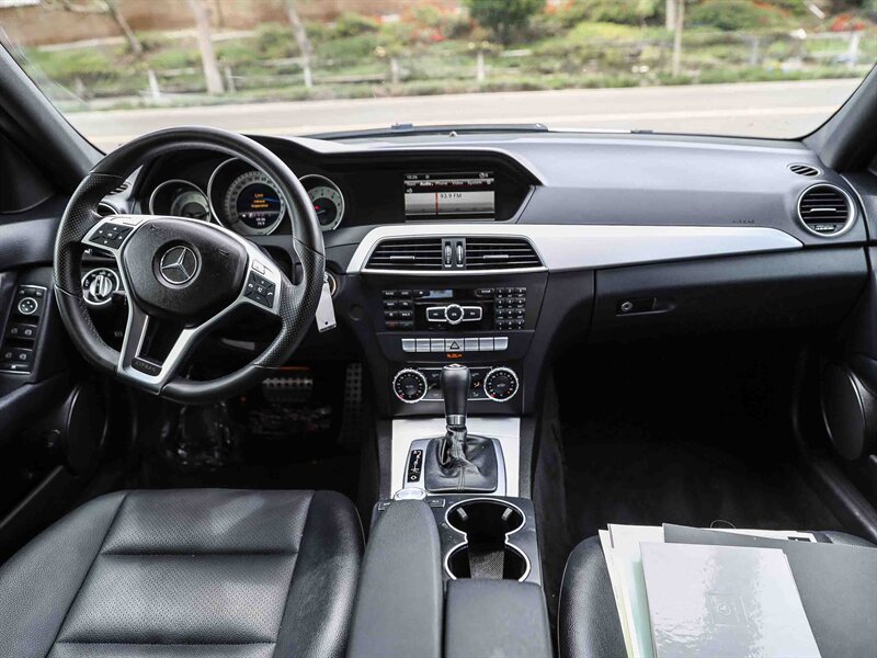 Used 2013 Mercedes-Benz C 250 Sedan image 17