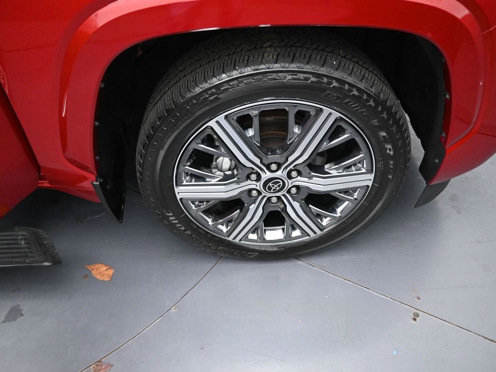 Used 2023 Toyota Sequoia Capstone image 41