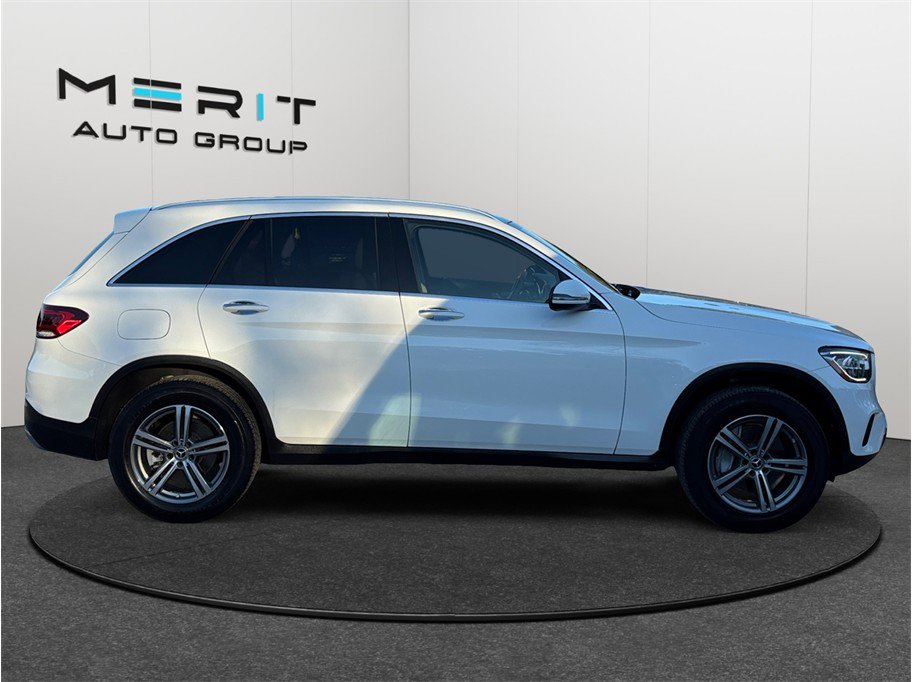 Used 2020 Mercedes-Benz GLC 300 4MATIC w/ Multimedia Package image 10